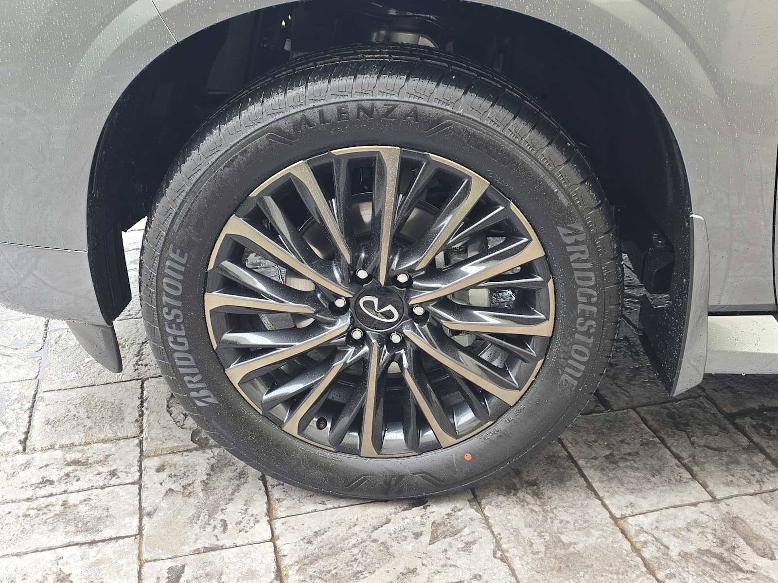 New 2026 INFINITI QX80 Autograph w/ Premium Cargo Package image 9