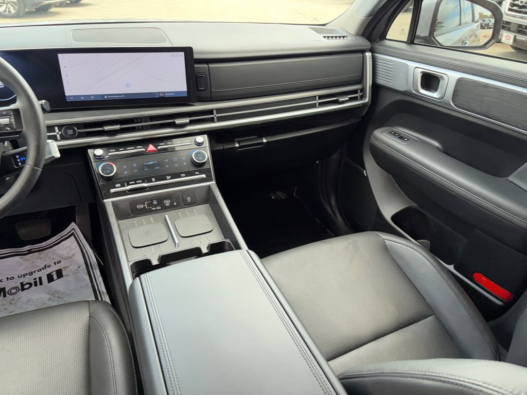 Used 2024 Hyundai Santa Fe Limited image 22