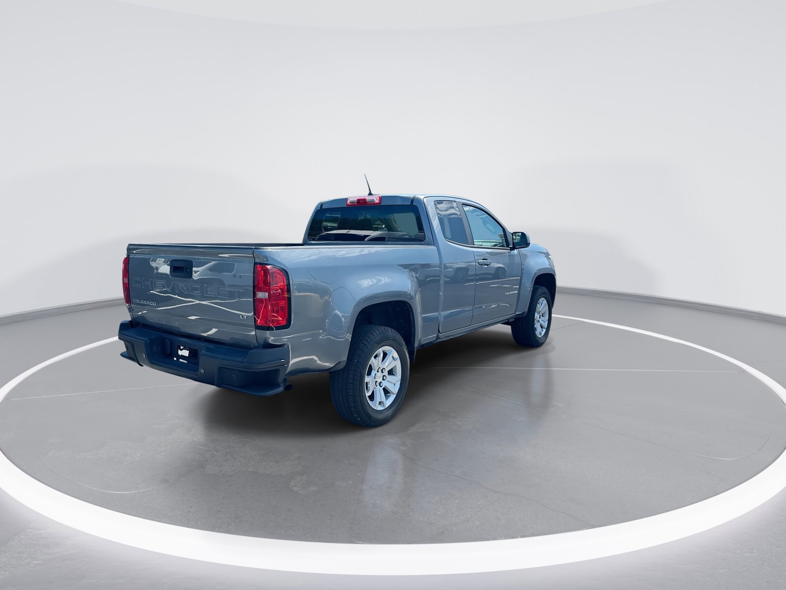 Used 2022 Chevrolet Colorado LT w/ Fleet Safety Package RWD image 9