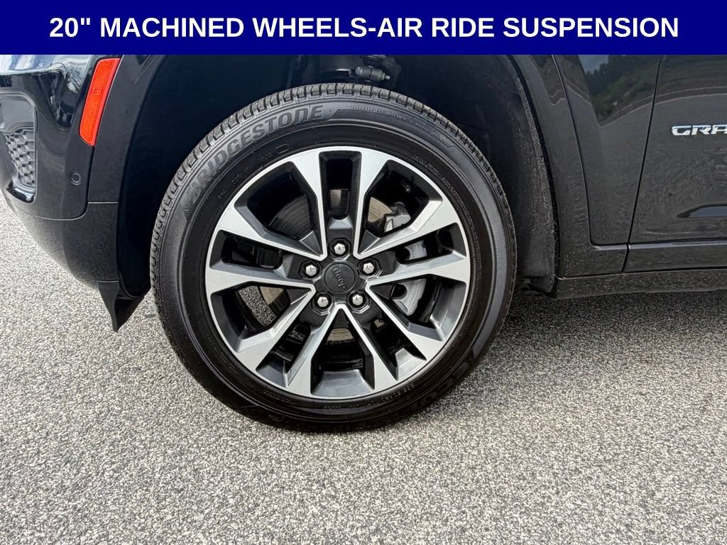 Used 2022 Jeep Grand Cherokee Overland AWD/4WD image 6