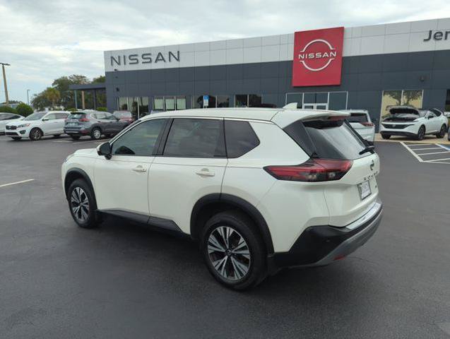Certified 2021 Nissan Rogue SV FWD image 9