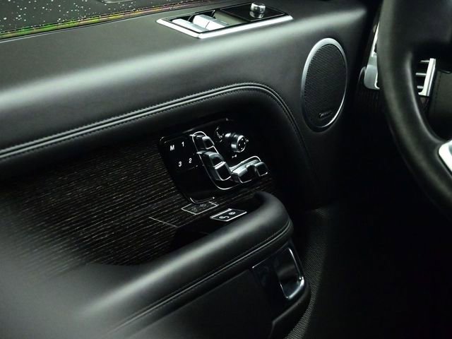 Used 2020 Land Rover Range Rover Long Wheelbase Autobiography image 39