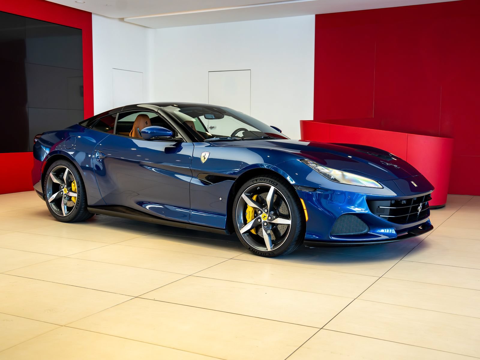Certified 2023 Ferrari Portofino M RWD image 30