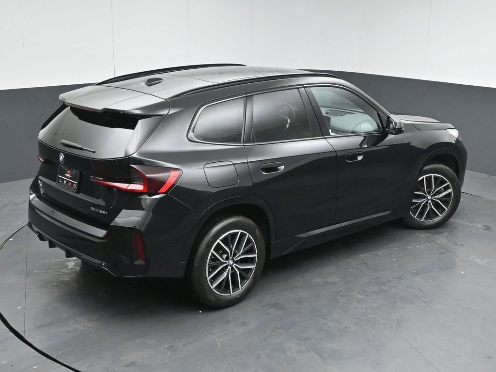 Used 2024 BMW X1 xDrive28i w/ M Sport Package image 51