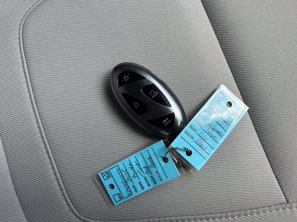 Used 2025 Hyundai Tucson SEL FWD image 32
