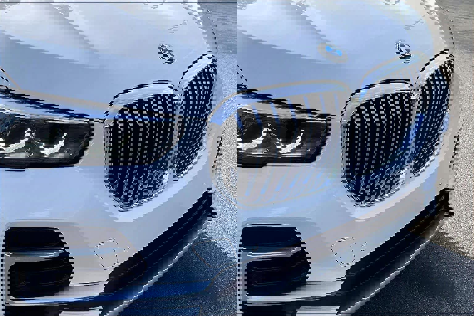 Used 2022 BMW X5 sDrive40i w/ Parking Assistance Package RWD image 28