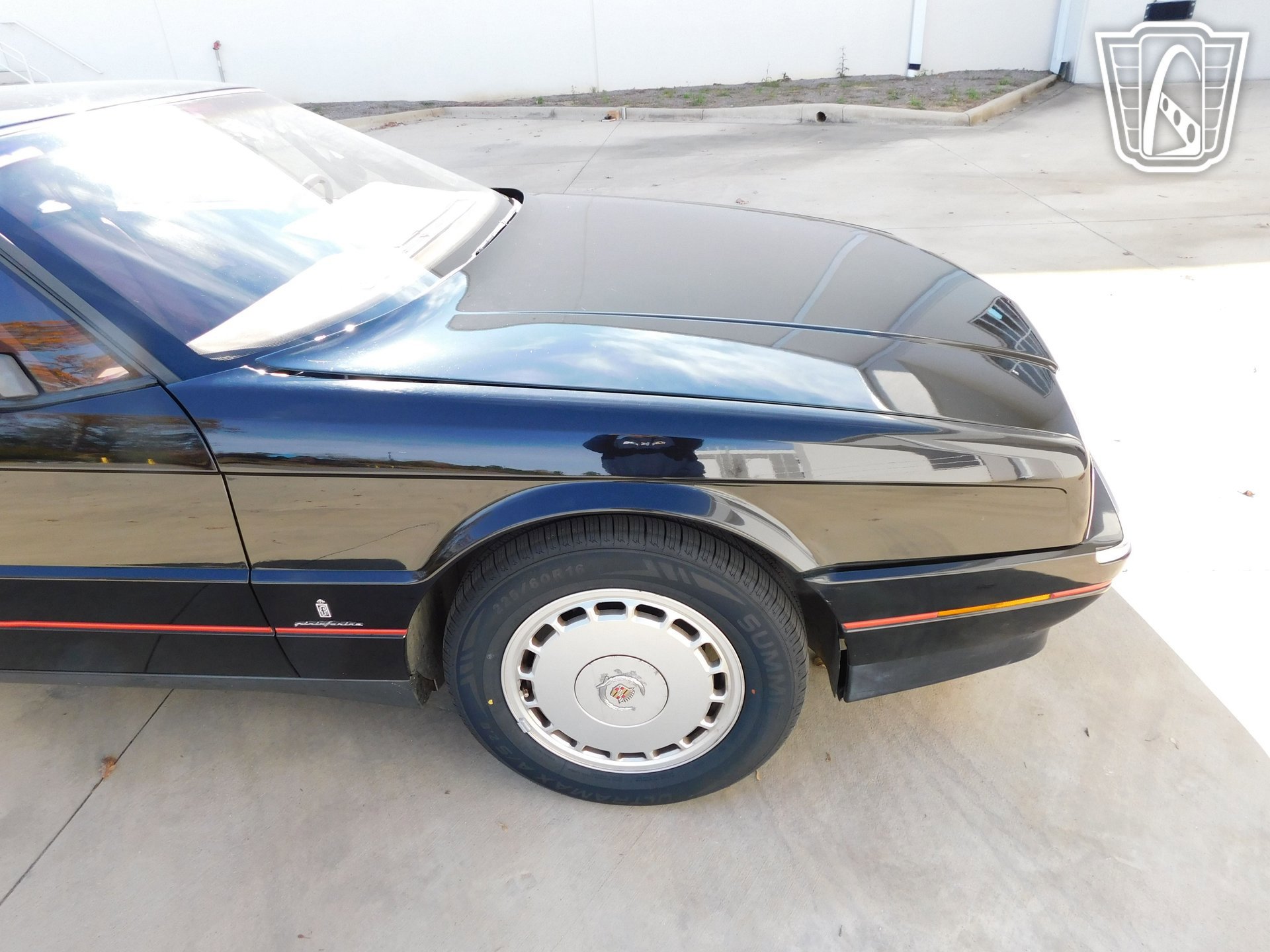 Used 1989 Cadillac Allante FWD image 35