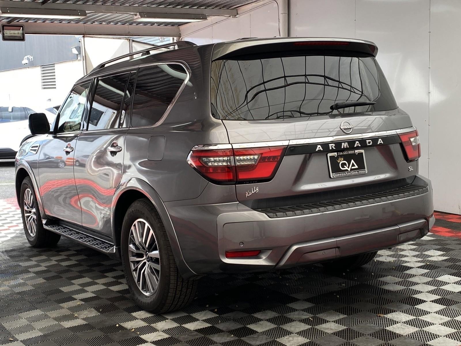 Used 2023 Nissan Armada SL w/ Captain's Chairs Package image 4