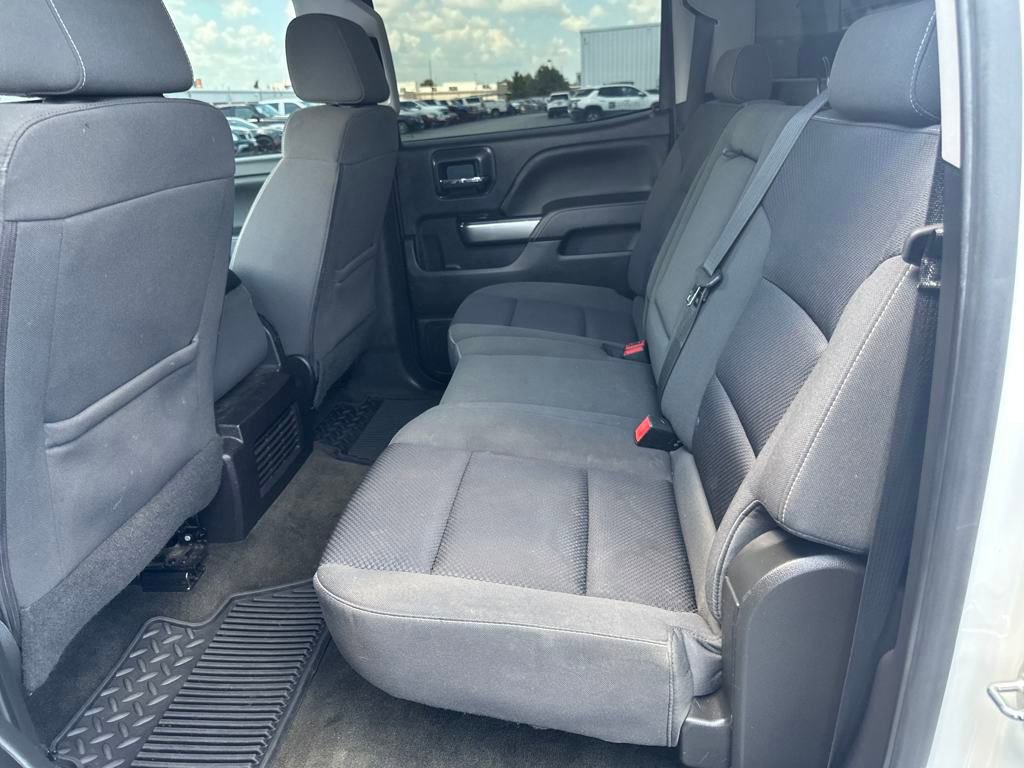 Used 2018 Chevrolet Silverado 1500 LT w/ LT Eassist Package image 32
