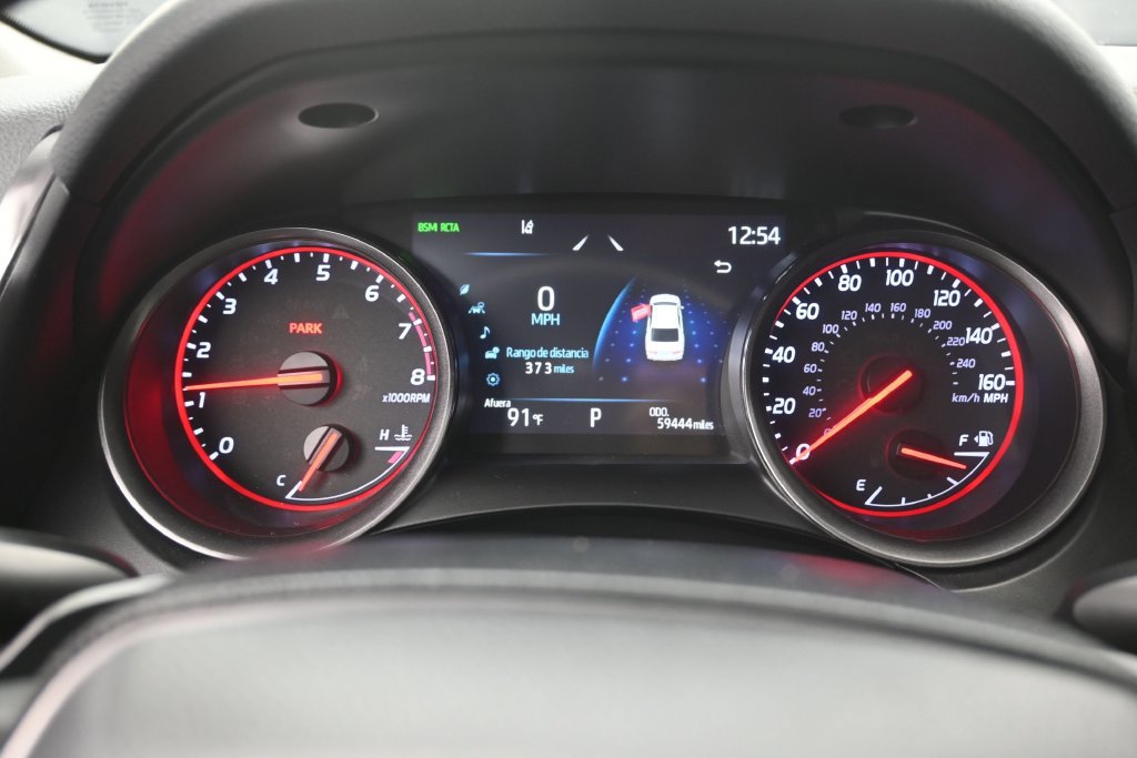 Used 2022 Toyota Camry XSE FWD image 11