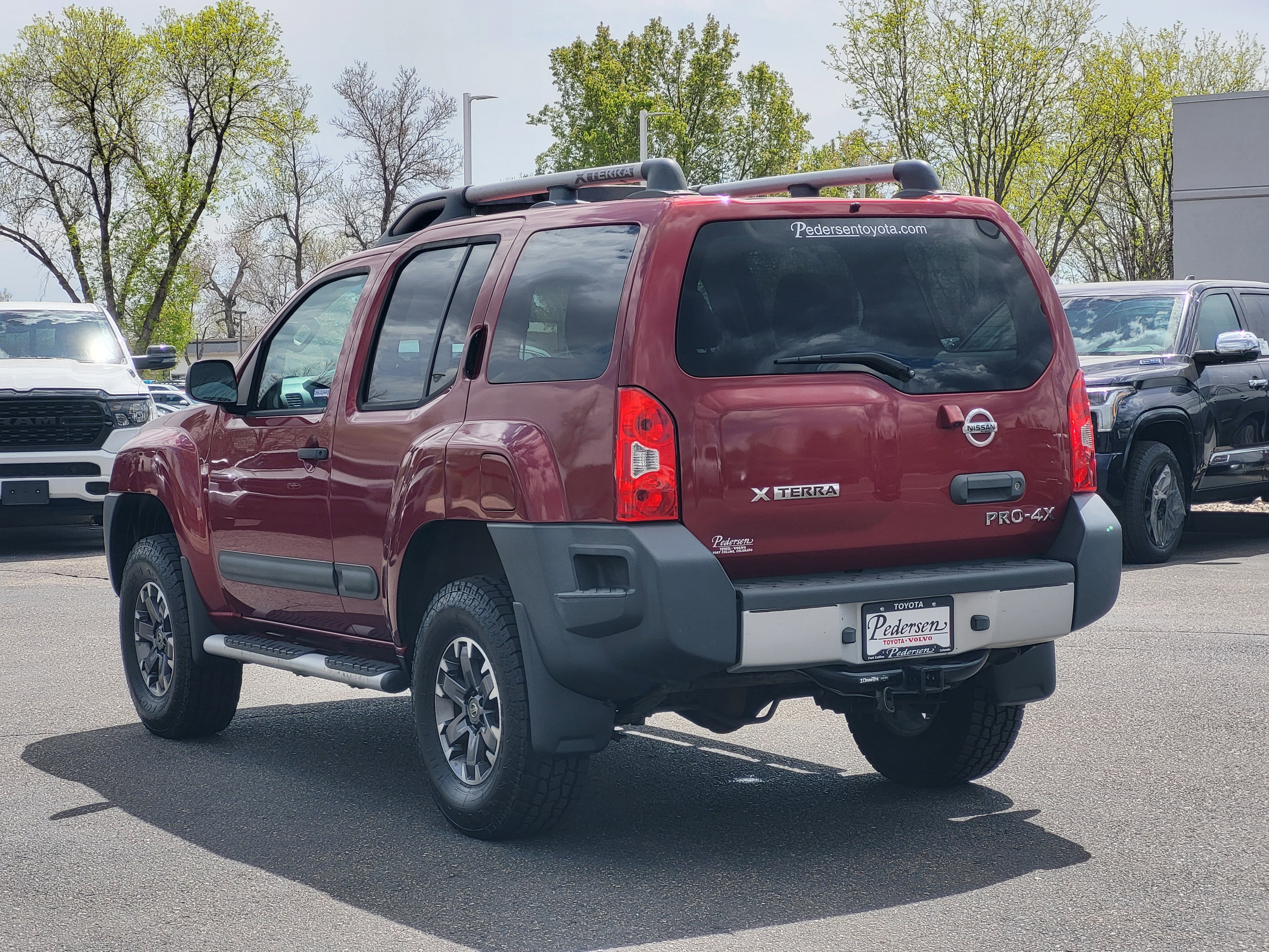 Used 2015 Nissan Xterra PRO-4X image 3
