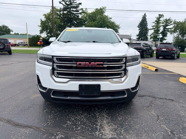 Used 2023 GMC Acadia SLE w/ LPO, Cargo Package AWD/4WD image 2