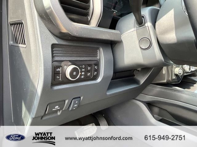 New 2026 Ford F350 4x4 Crew Cab Super Duty image 25