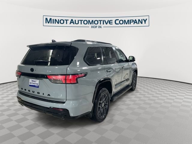 Used 2024 Toyota Sequoia Platinum image 8