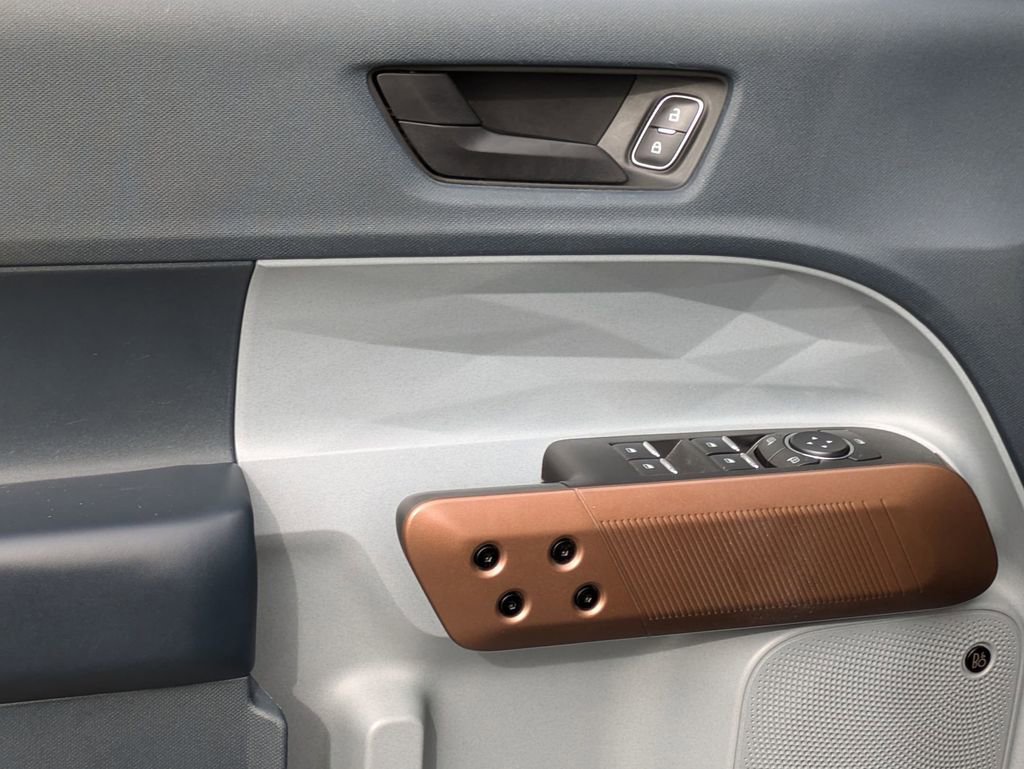 Used 2022 Ford Maverick Lariat w/ Lariat Luxury Package image 10