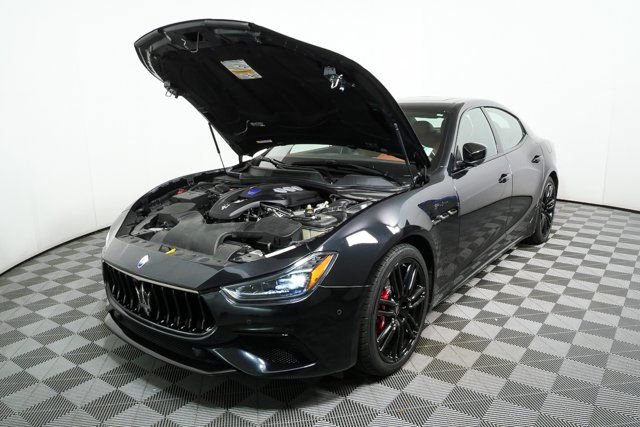 Used 2023 Maserati Ghibli Modena image 35