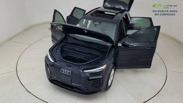 Used 2025 Audi Q6 e-tron Premium w/ Convenience Package RWD image 81