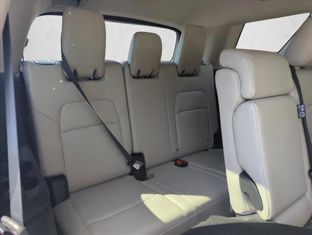 Used 2025 Nissan Pathfinder SL image 24