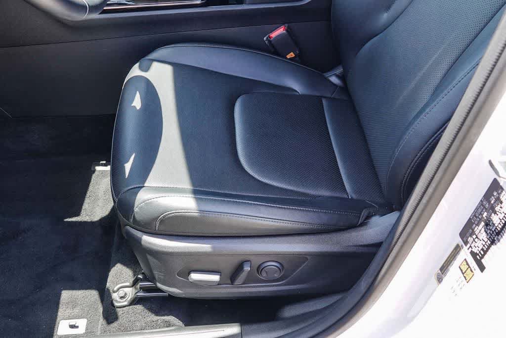 Certified 2025 Kia Sportage EX FWD image 20
