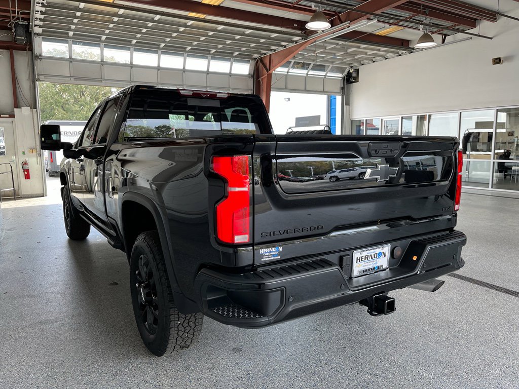 Used 2025 Chevrolet Silverado 2500 LTZ w/ LTZ Plus Package image 12