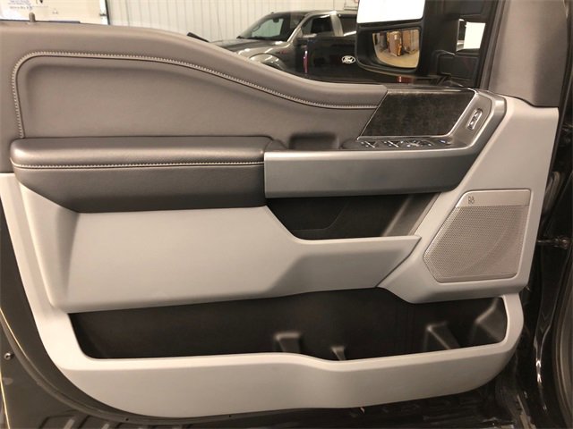 Used 2023 Ford F250 XLT w/ Black Appearance Package image 14
