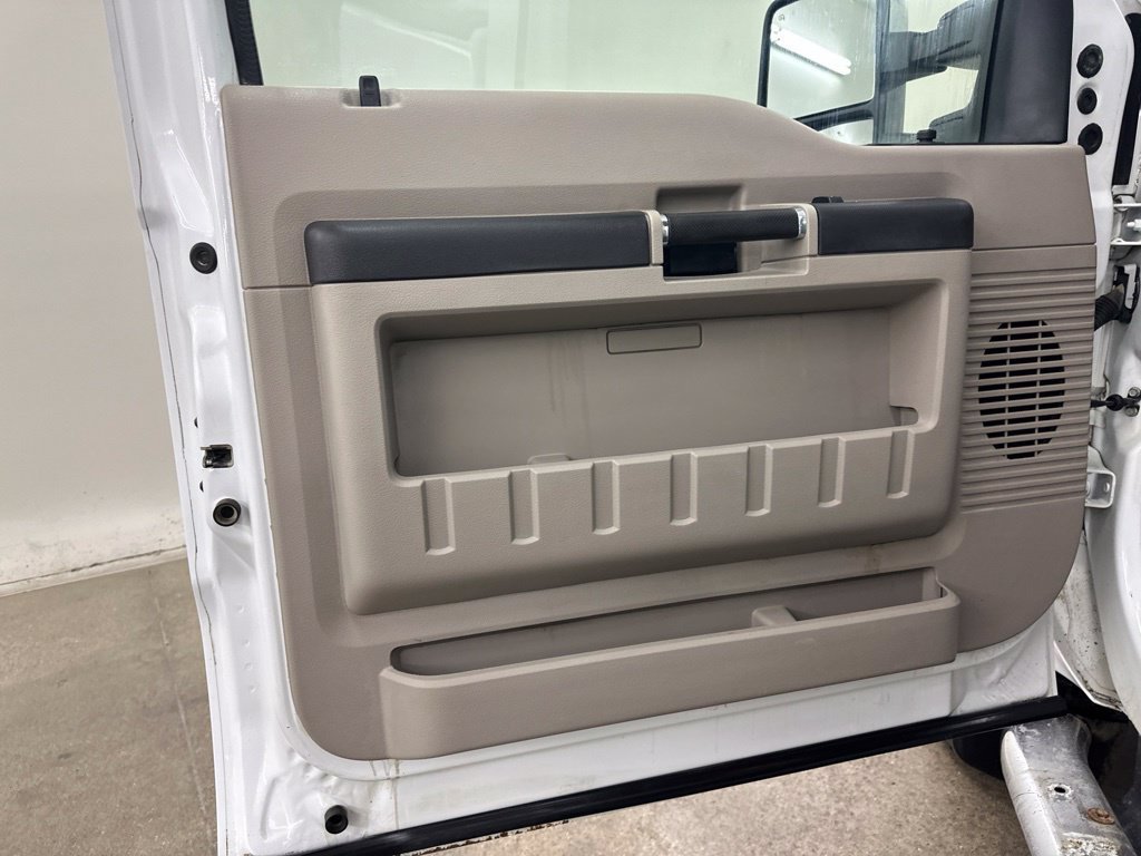 Used 2009 Ford F250 XL AWD/4WD image 25