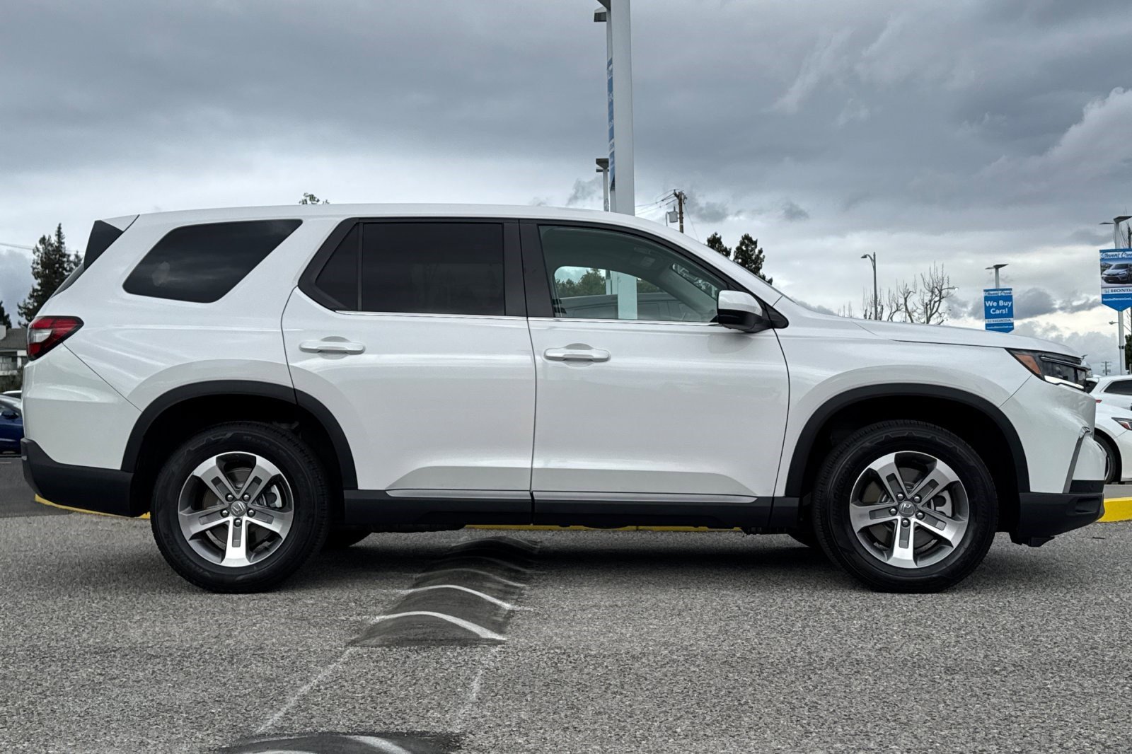 Used 2023 Honda Pilot EX-L image 8