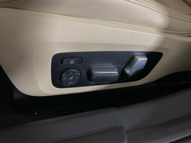 Used 2019 BMW 330i xDrive Sedan w/ Convenience Package image 29