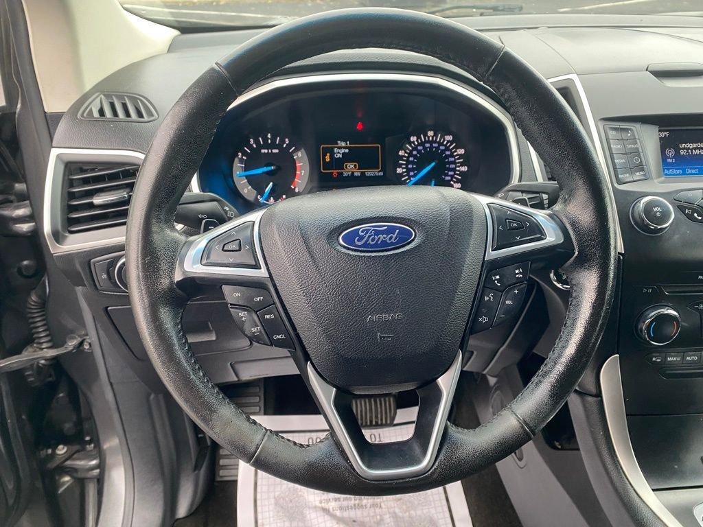 Used 2015 Ford Edge SEL image 19