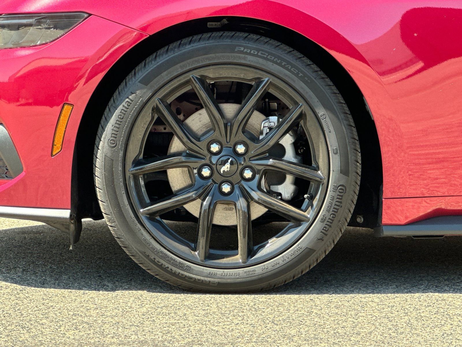 Used 2025 Ford Mustang Premium RWD image 32