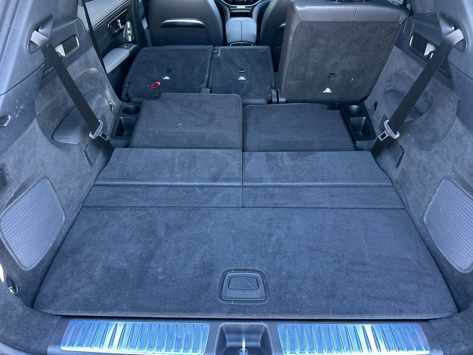 Used 2024 Mercedes-Benz EQS 450+ SUV image 17