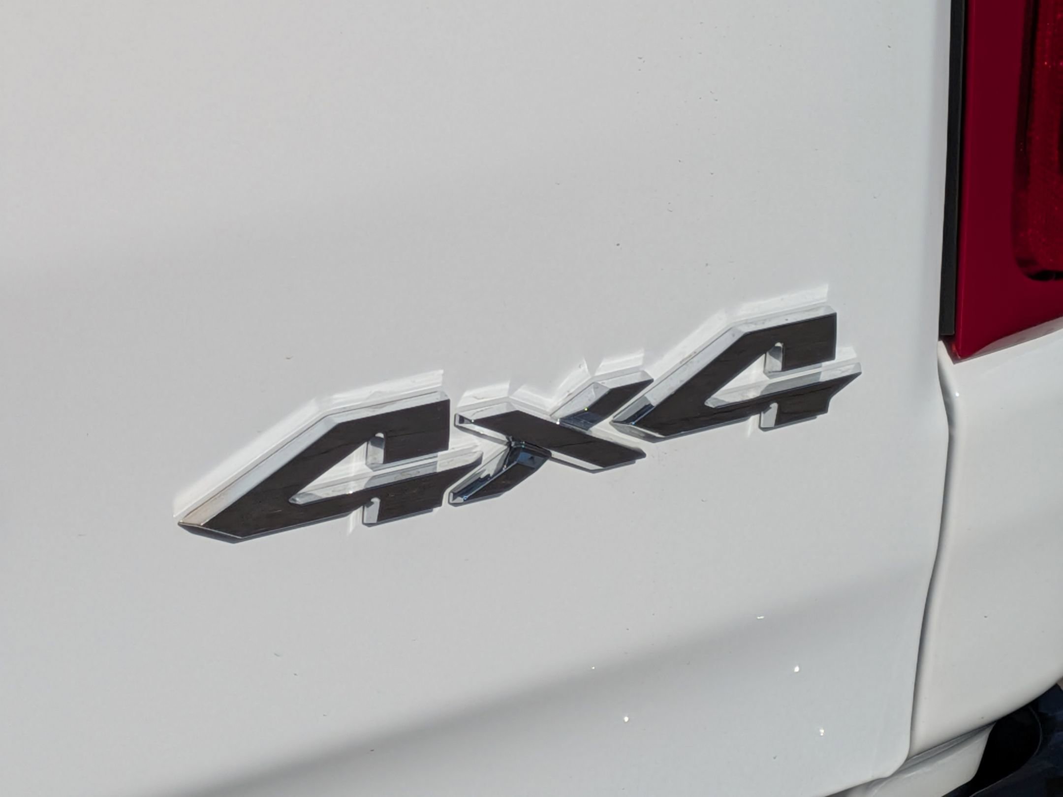 Used 2025 RAM 1500 Laramie w/ Trailer Tow Group AWD/4WD image 28