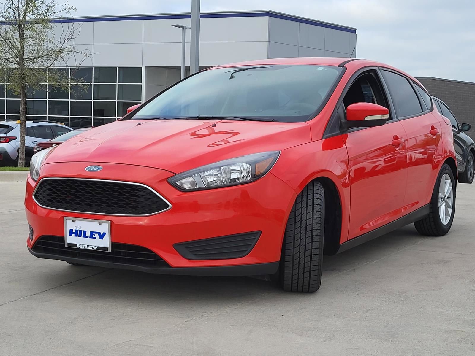 Used 2016 Ford Focus SE image 2