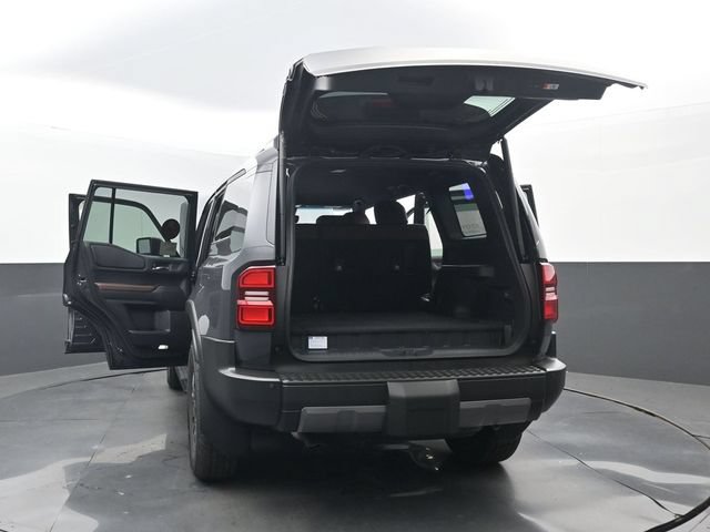 New 2027 Toyota Land Cruiser AWD/4WD image 34