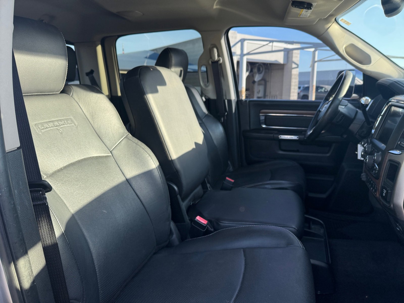 Used 2017 RAM 2500 Laramie image 29