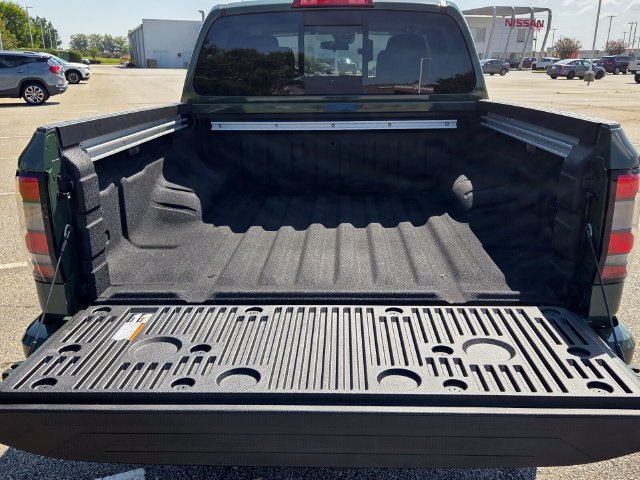New 2027 Nissan Frontier SV w/ SV Convenience Package RWD image 11