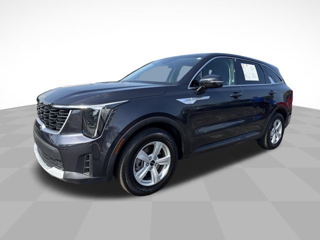 Used 2025 Kia Sorento LX