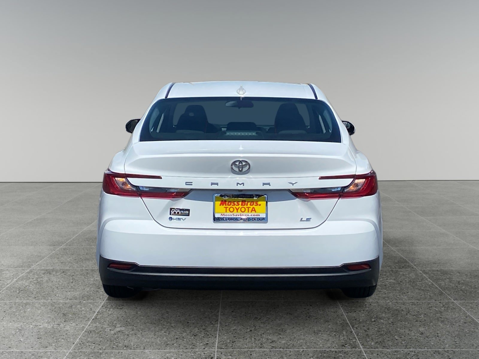Used 2025 Toyota Camry LE FWD image 4