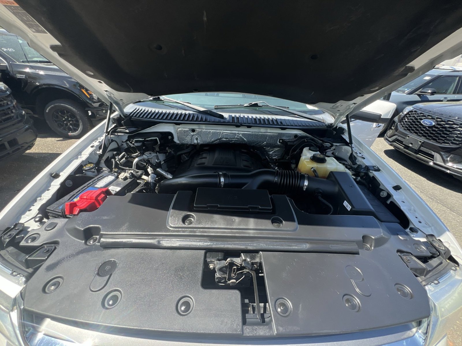 Used 2015 Ford Expedition Limited w/ Equipment Group 301A image 36