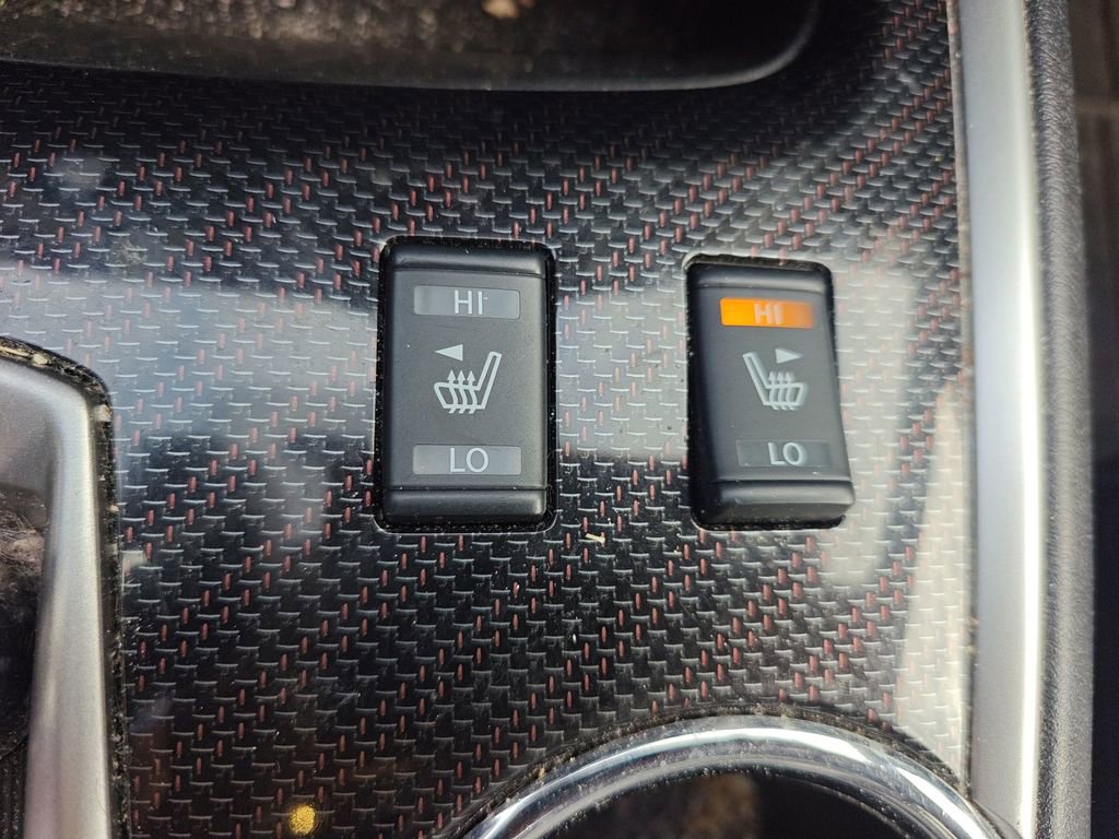 Used 2019 Nissan Pathfinder SL image 10