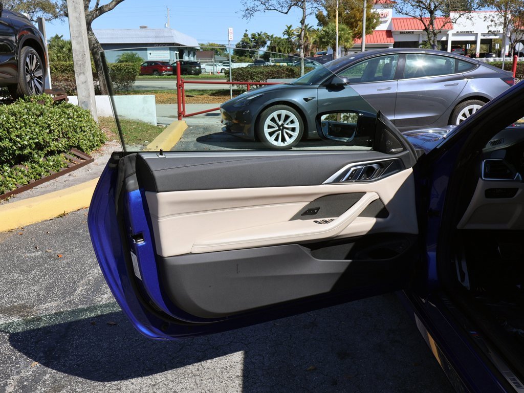 Used 2023 BMW 430i Convertible w/ M Sport Package image 30