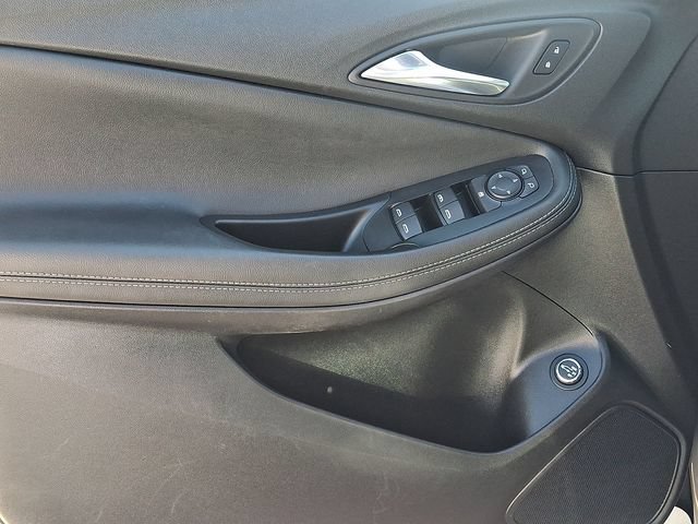 Used 2023 Buick Encore GX Select w/ Sport Touring Package AWD/4WD image 14