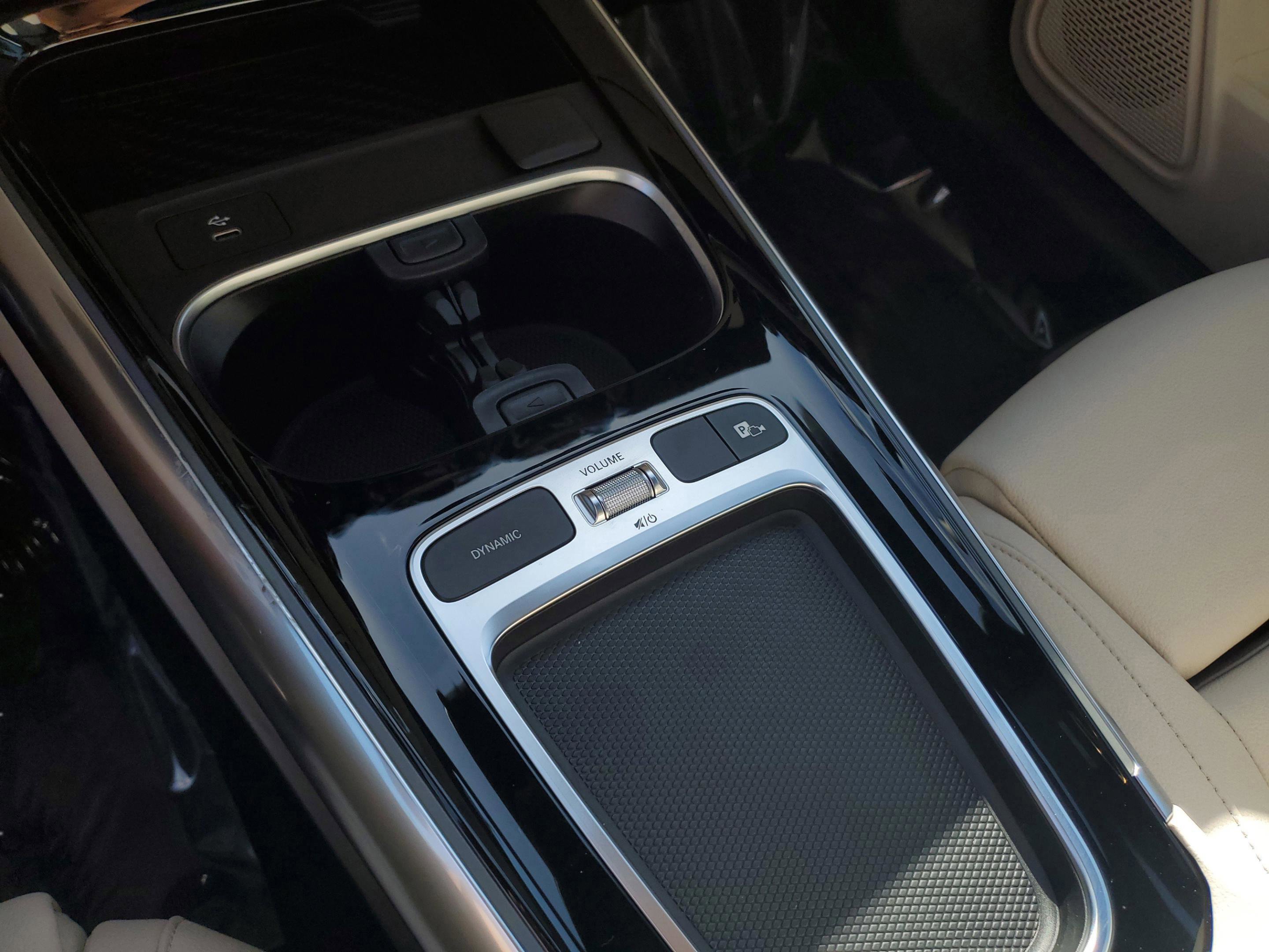 Used 2025 Mercedes-Benz GLA 250 image 17