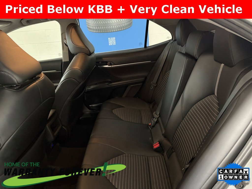 Used 2024 Toyota Camry SE image 17
