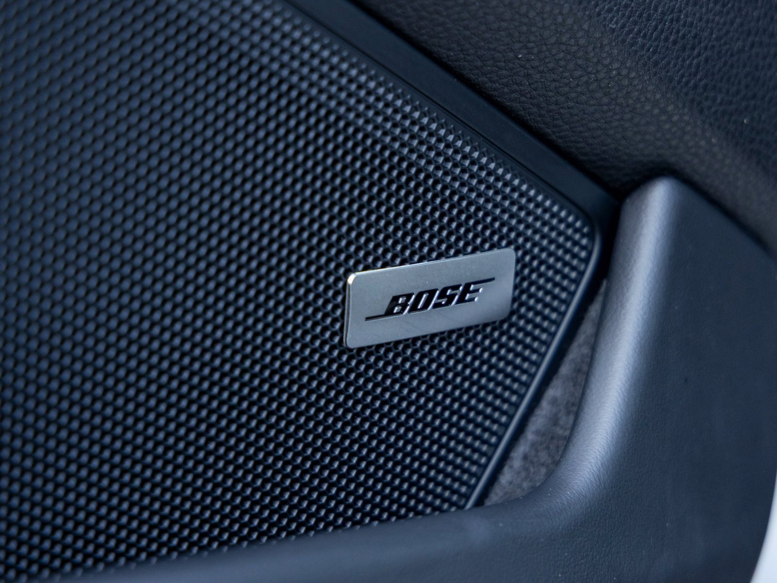 Certified 2025 Porsche 911 Carrera image 24