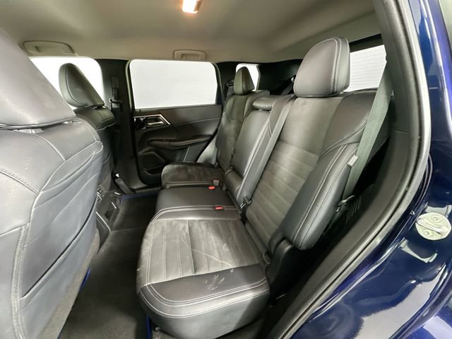 Used 2024 Mitsubishi Outlander SE image 25