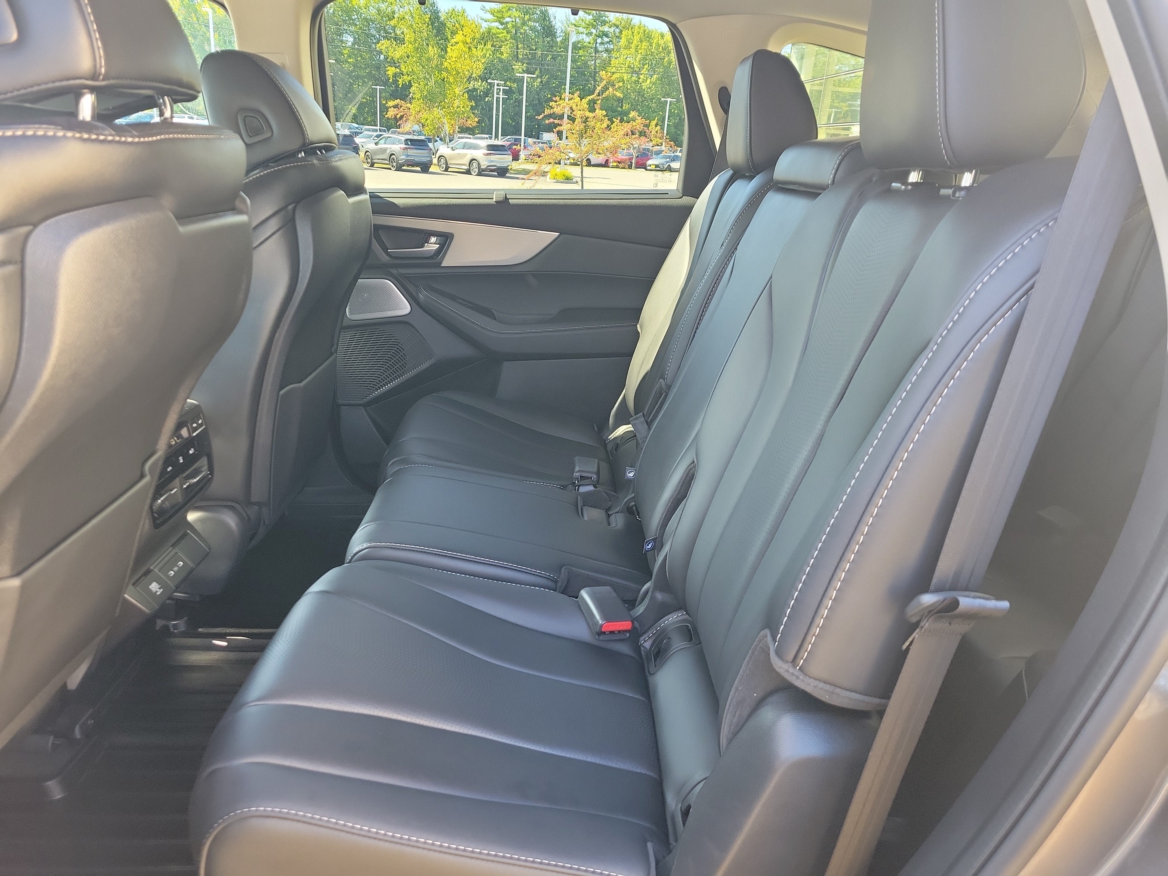 Used 2025 Acura MDX w/ Technology Package AWD/4WD image 29