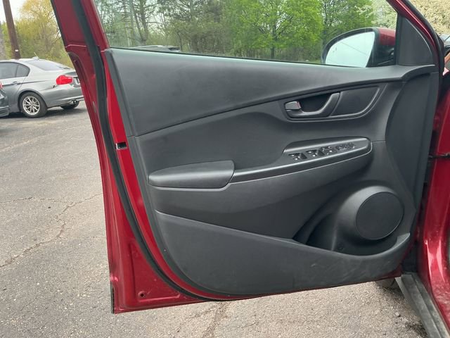 Certified 2023 Hyundai Kona SEL w/ Cargo Package FWD image 11