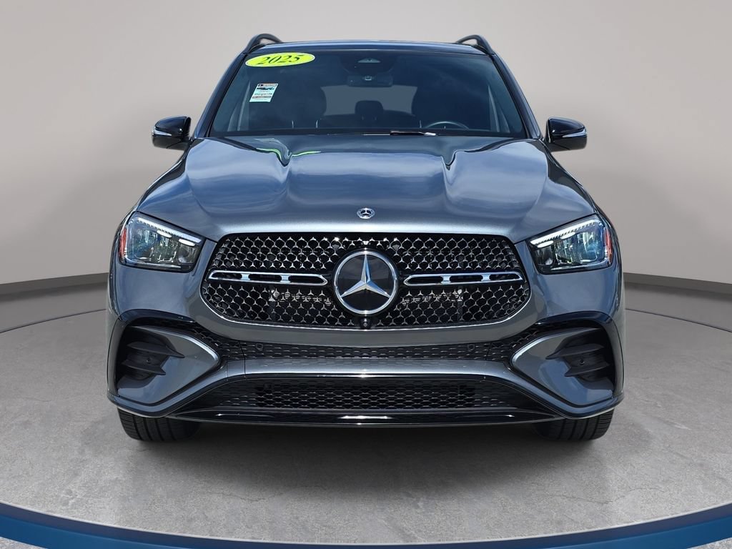 Used 2025 Mercedes-Benz GLE 450e 4MATIC image 3