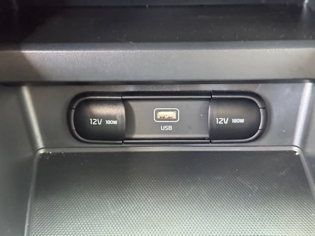 Certified 2023 Kia Soul LX w/ Option Group 015 FWD image 20